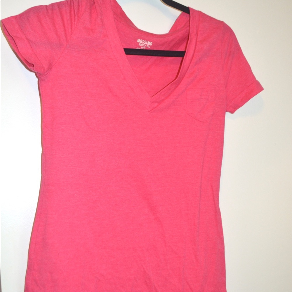Mossino pink V-Neck Tee